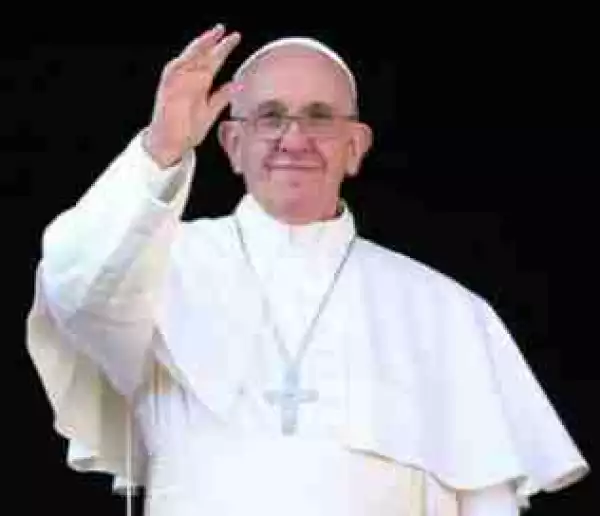 Dear Young People, Do Not Be Afraid Of The Future - Pope Francis Tweets